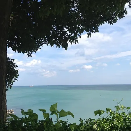 Danis Fewo House Balçık