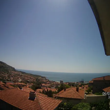 Danis Fewo House Balçık